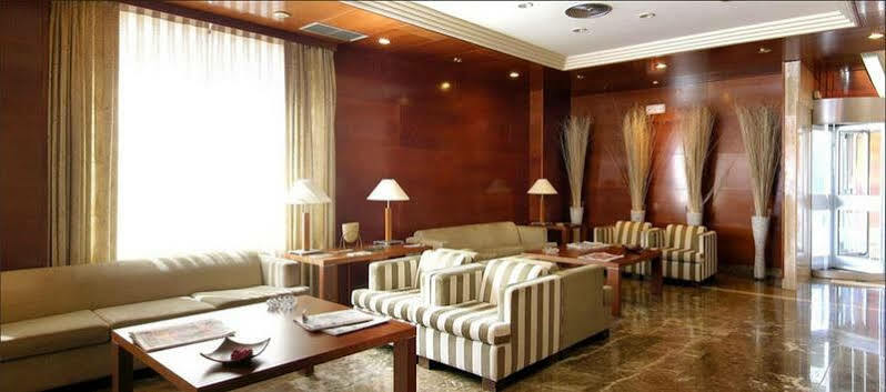 فندق فينشي سيوداد دي سالامانكا سلامنكا المظهر الخارجي الصورة